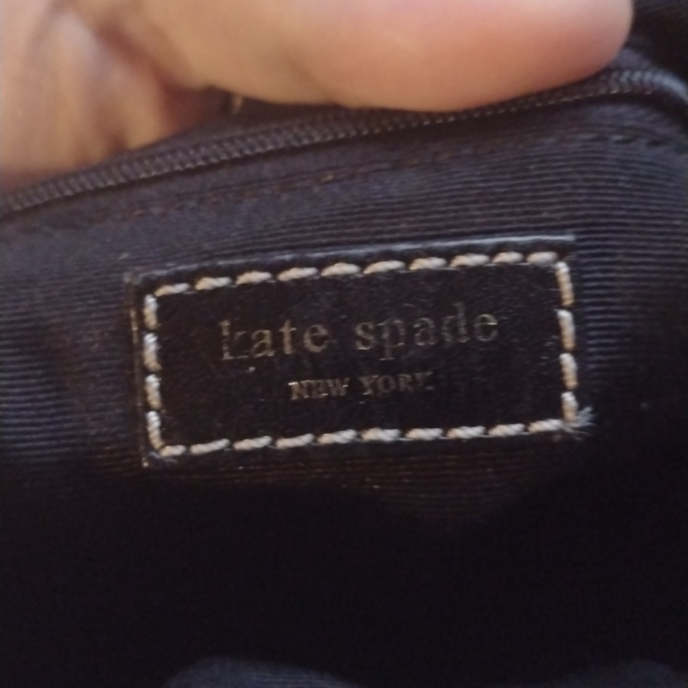 KATE SPADE BLACK WHITE SIGNATURE LOGO DRAWSTRING BUCKET HANDBAG - Picture 4 of 12